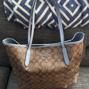 Coach Brown and Blue Women's Tote Bag